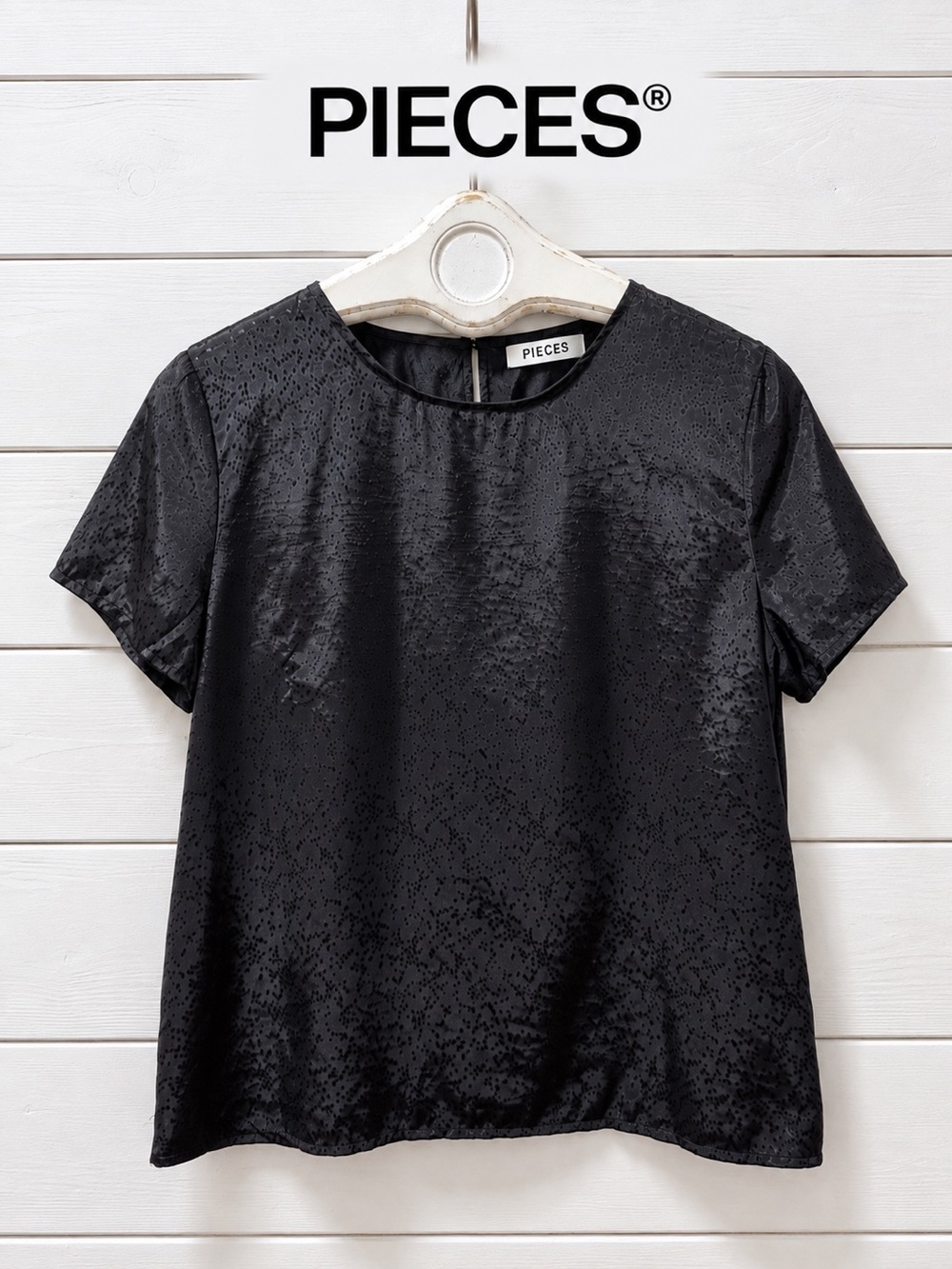 PIECES Black Textured Satin Top – Size L